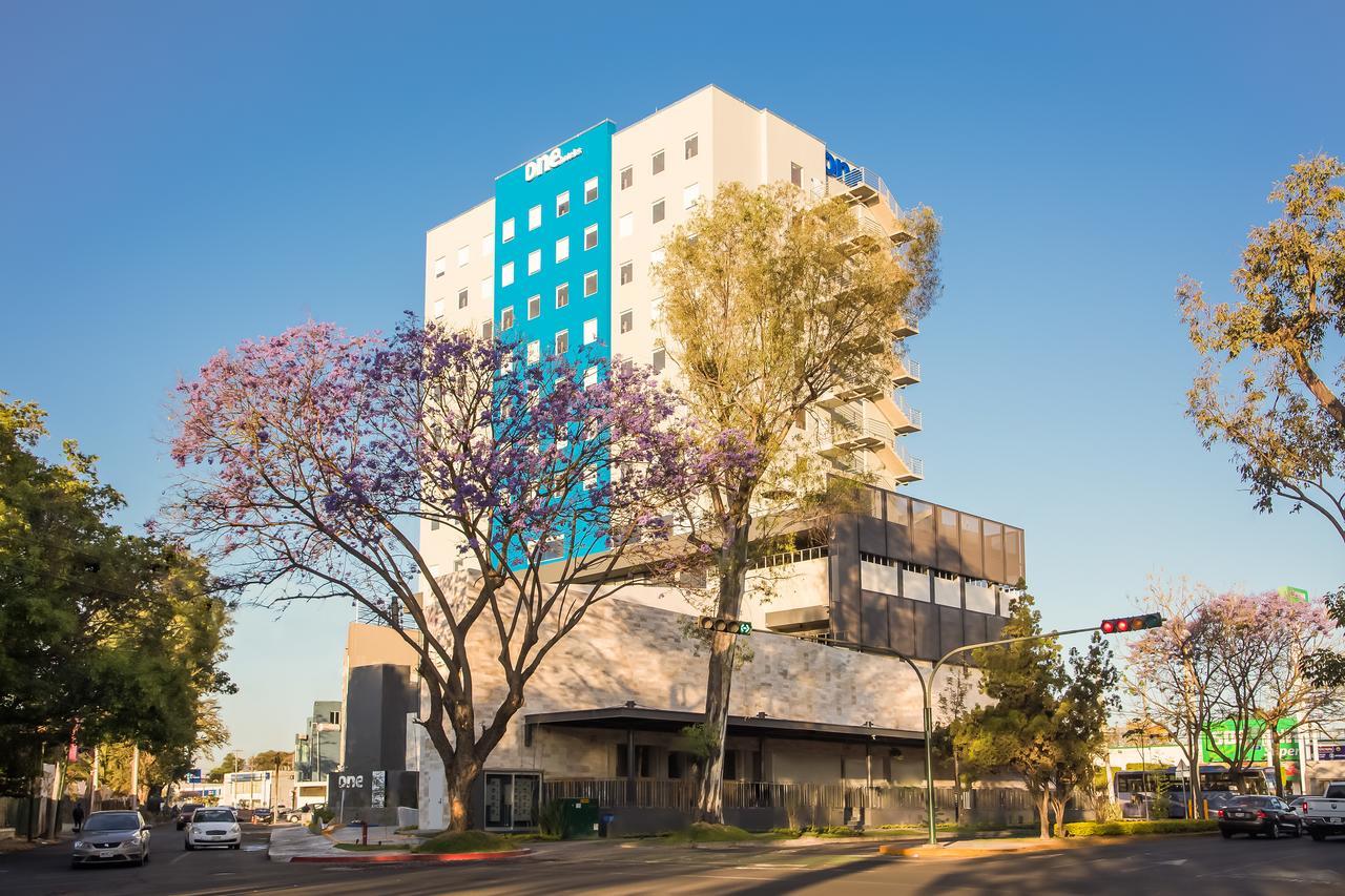 One Guadalajara Expo Hotel Exterior foto